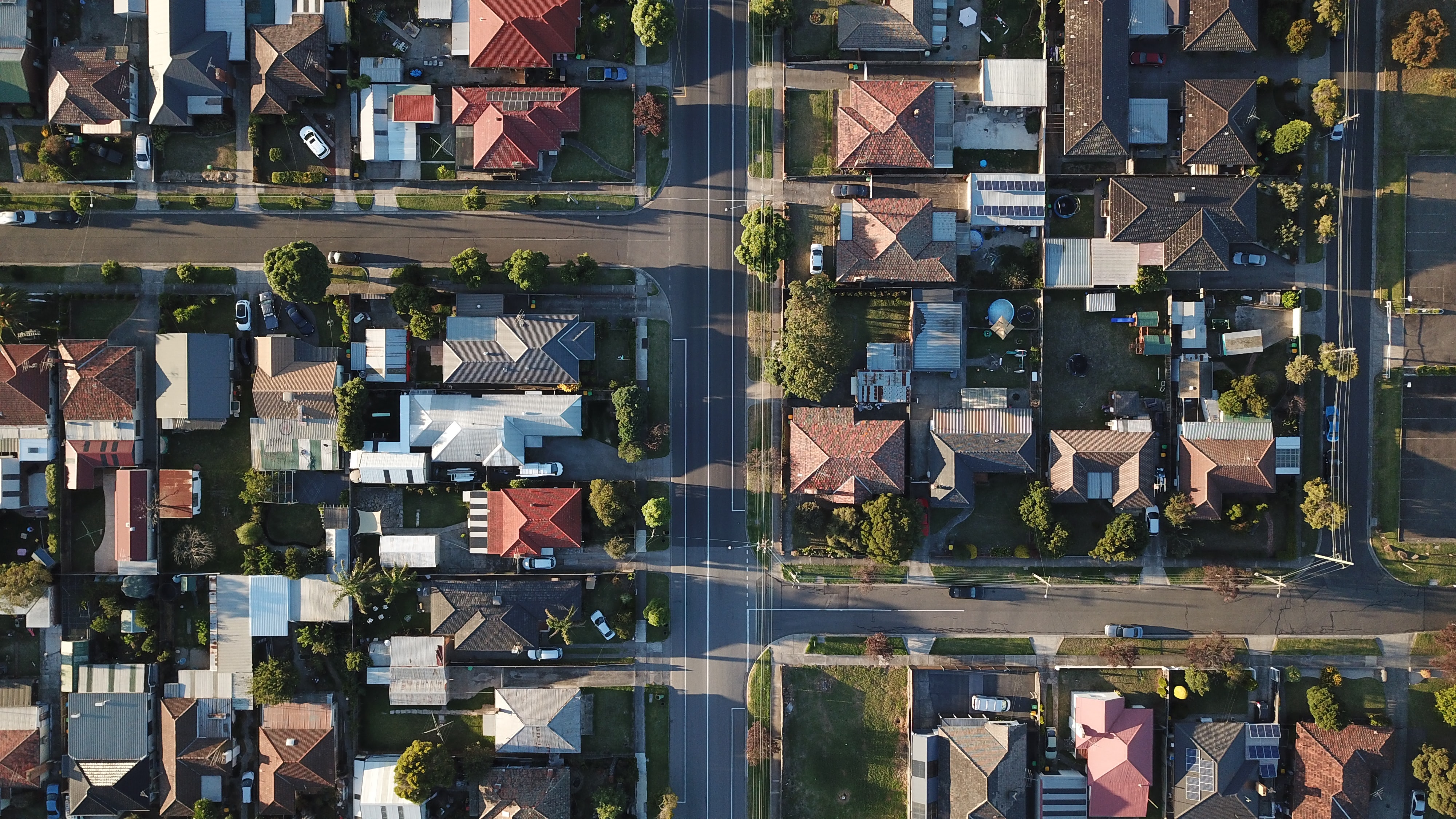 Neighborhood Overhead - Attribution: Tom Rumble (https://unsplash.com/@tomrumble)